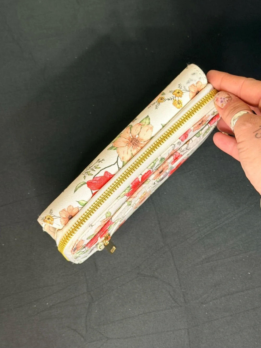 Floral Zip Clutch‎ in Cream with Red, Peach & Lavender Blooms
